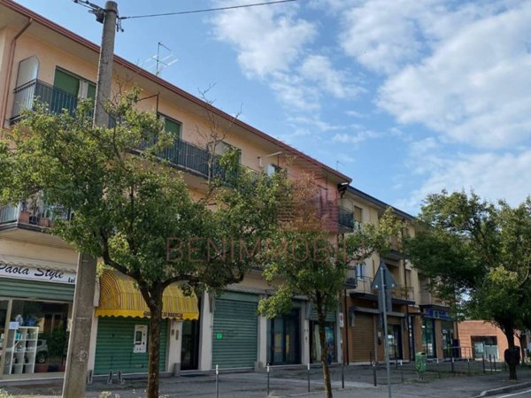 negozio in affitto a Brescia in zona Sant'Eufemia