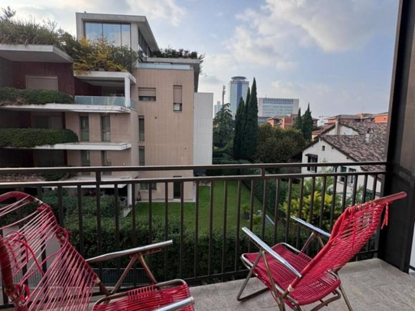 appartamento in affitto a Brescia in zona Volta