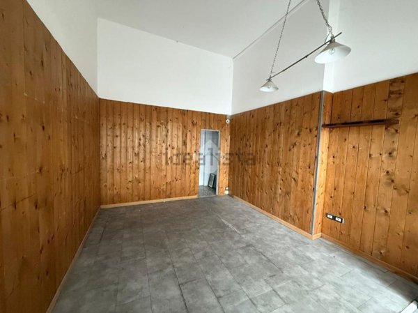 negozio in affitto a Brescia in zona Don Bosco