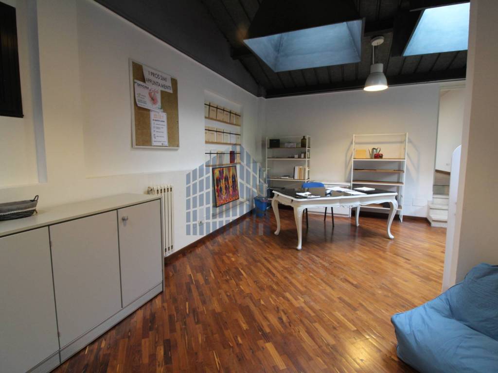 ufficio in affitto a Brescia in zona Crocifissa di Rosa