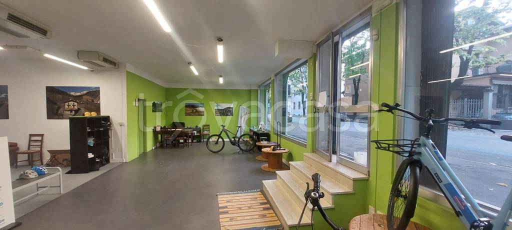 negozio in affitto a Brescia in zona Porta Milano