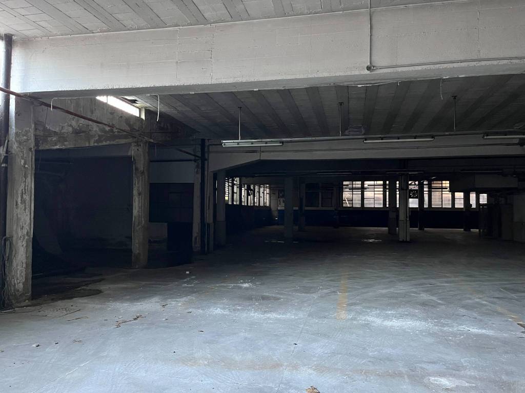 locale commerciale in affitto a Brescia in zona Volta