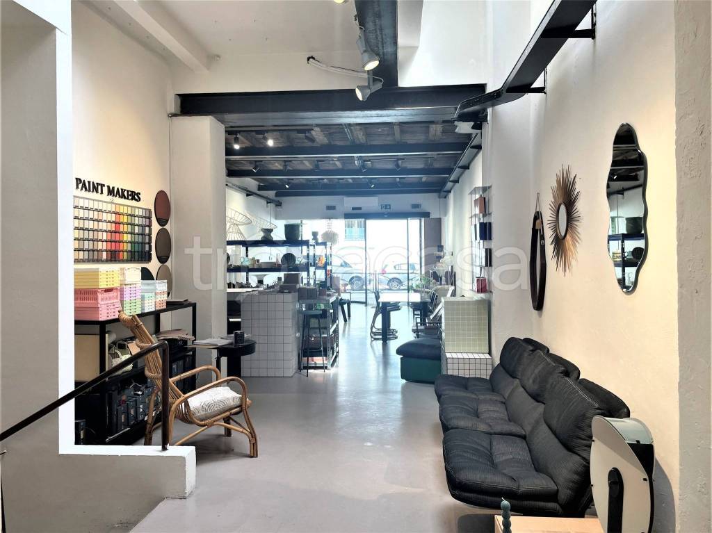 negozio in affitto a Brescia in zona Centro Storico