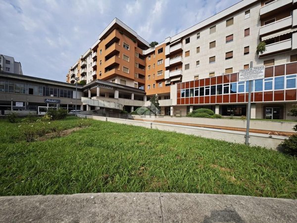 ufficio in affitto a Brescia