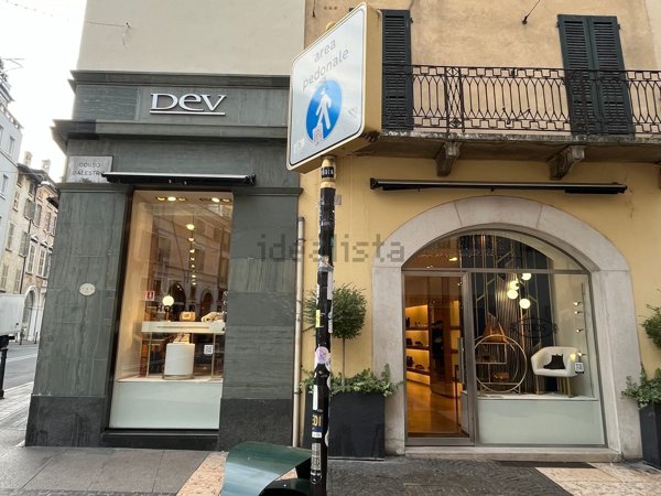 negozio in affitto a Brescia