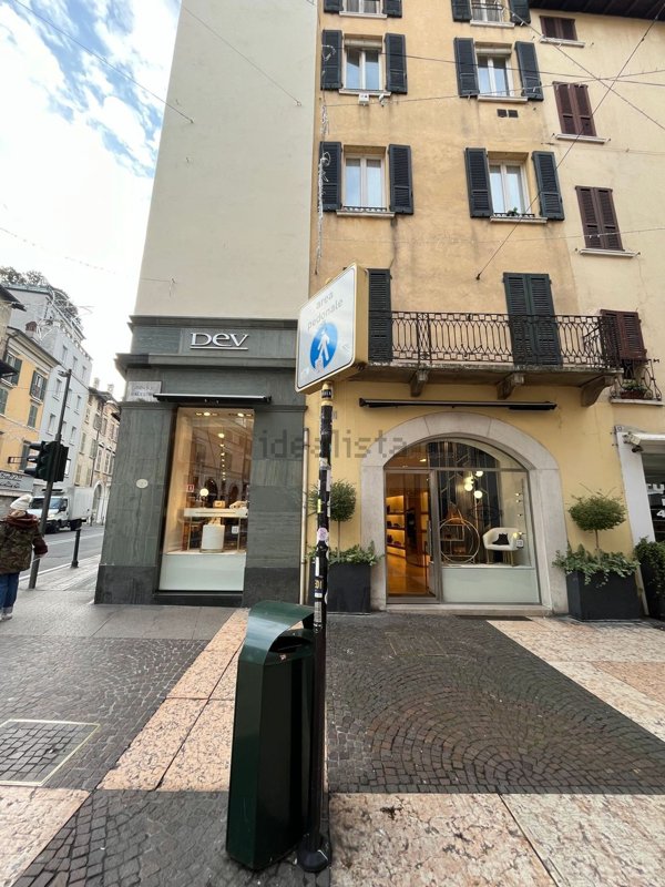negozio in affitto a Brescia