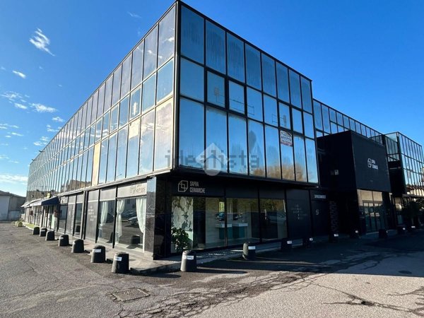 ufficio in affitto a Brescia in zona Villaggio Badia