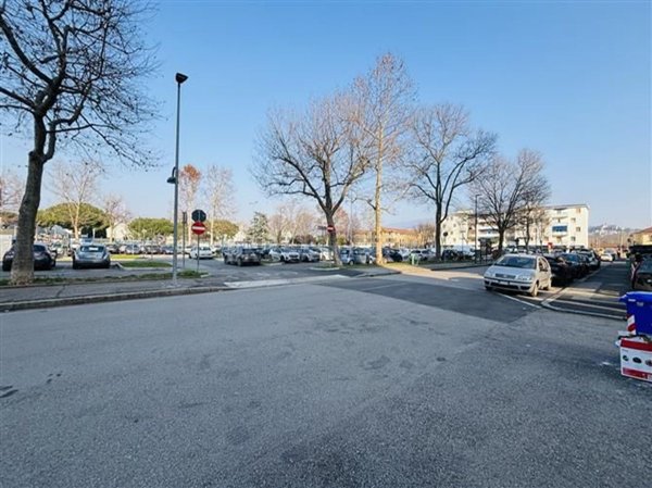 locale commerciale in affitto a Brescia in zona Porta Milano