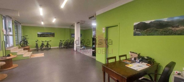 ufficio in affitto a Brescia in zona Quartiere Primo Maggio