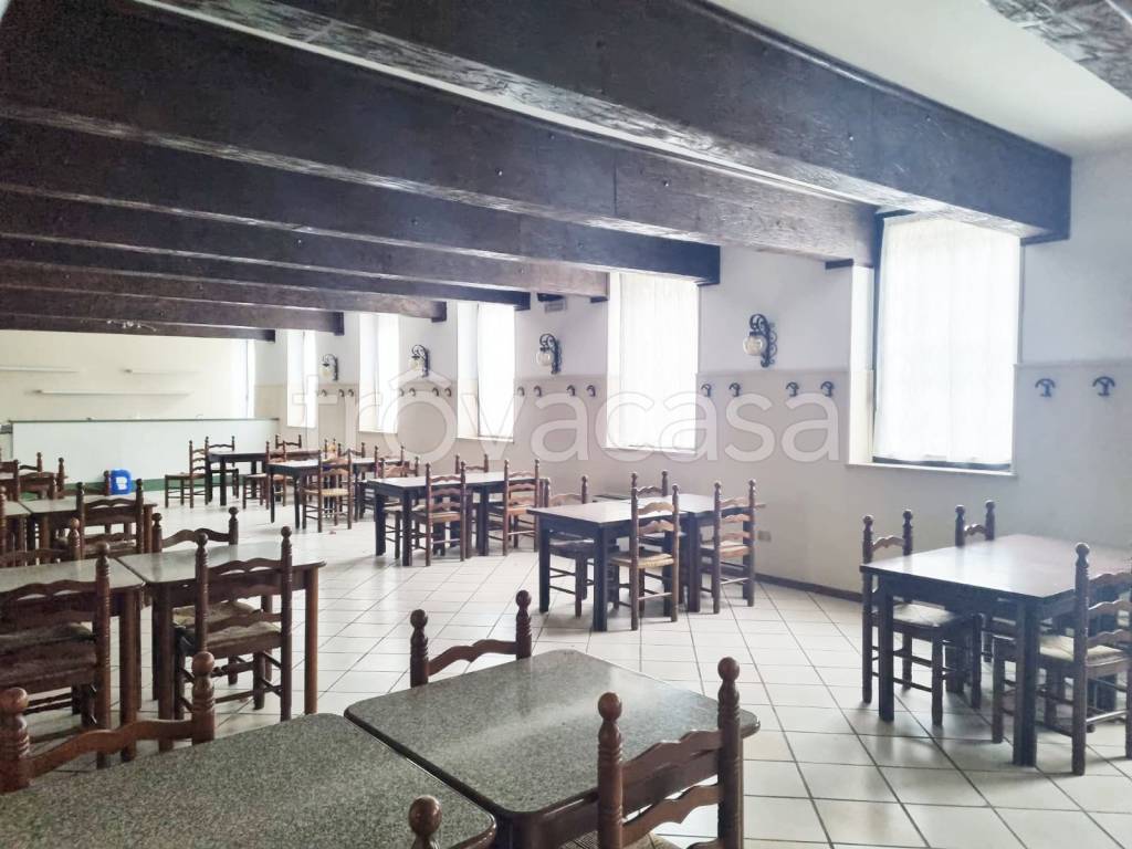 negozio in affitto a Brescia in zona Fiumicello