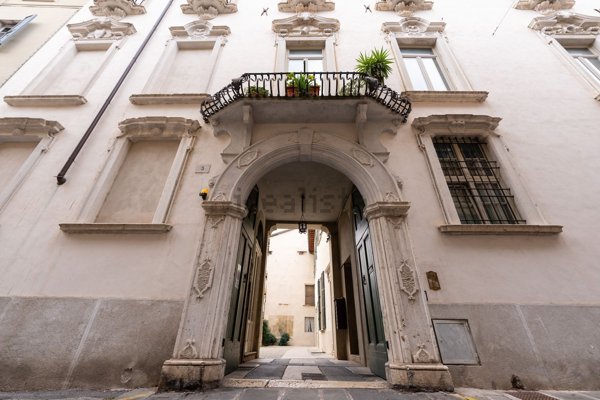 appartamento in affitto a Brescia in zona Centro Storico