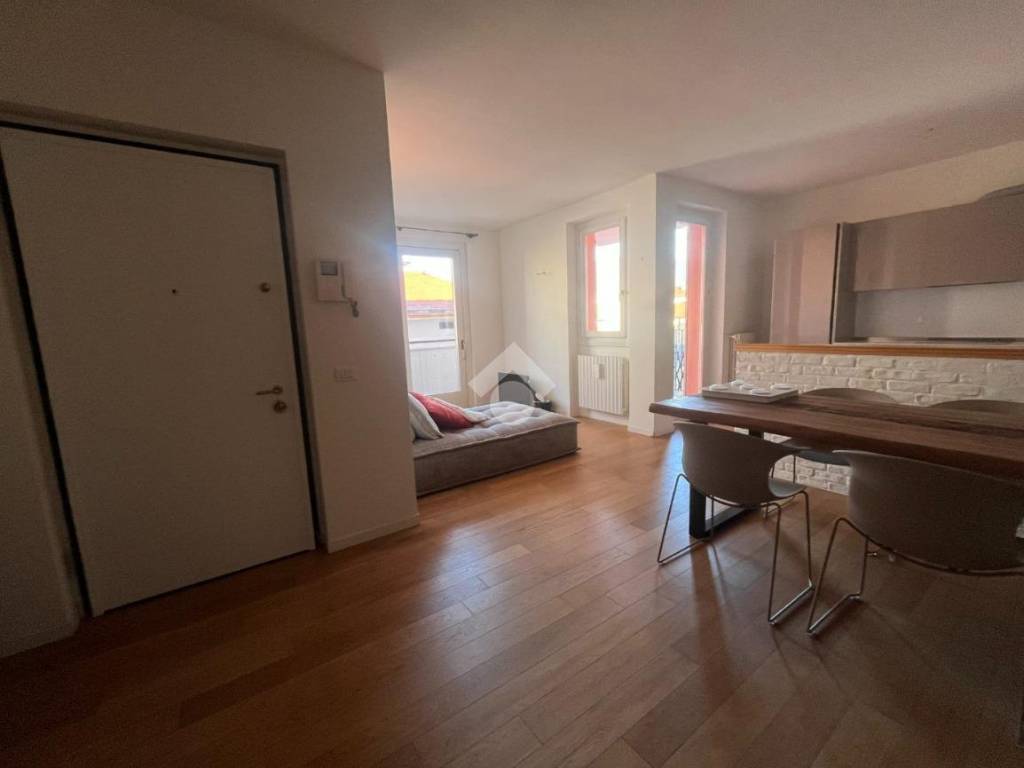 appartamento in affitto a Brescia in zona Volta