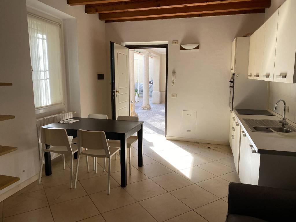 appartamento in affitto a Brescia in zona Centro Storico