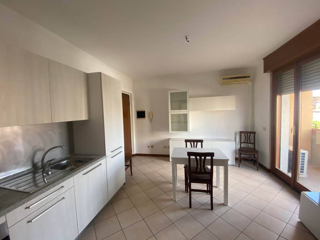 appartamento in affitto a Brescia in zona Volta