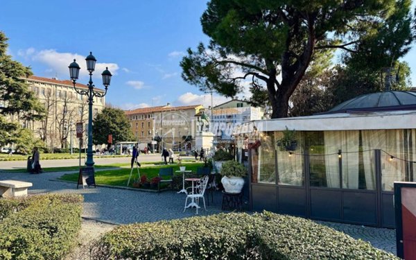 negozio in affitto a Brescia in zona Centro Storico