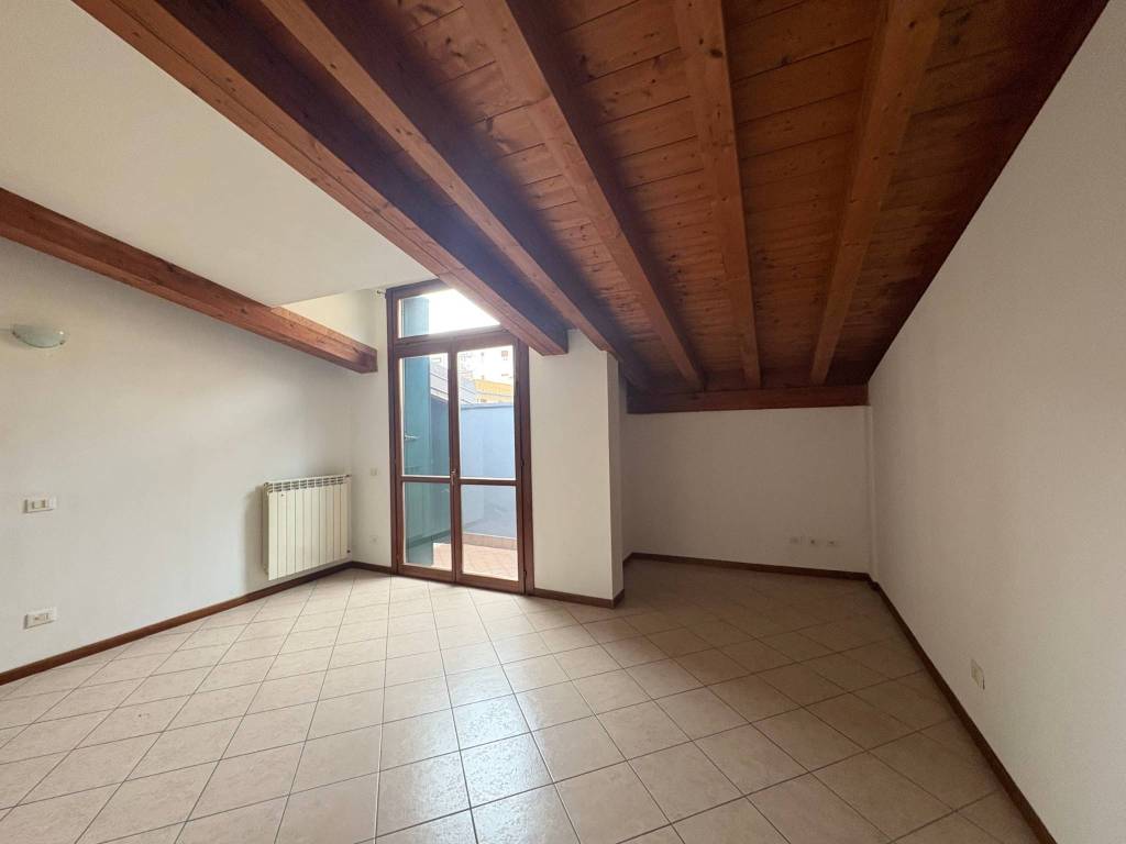 appartamento in affitto a Brescia in zona Volta