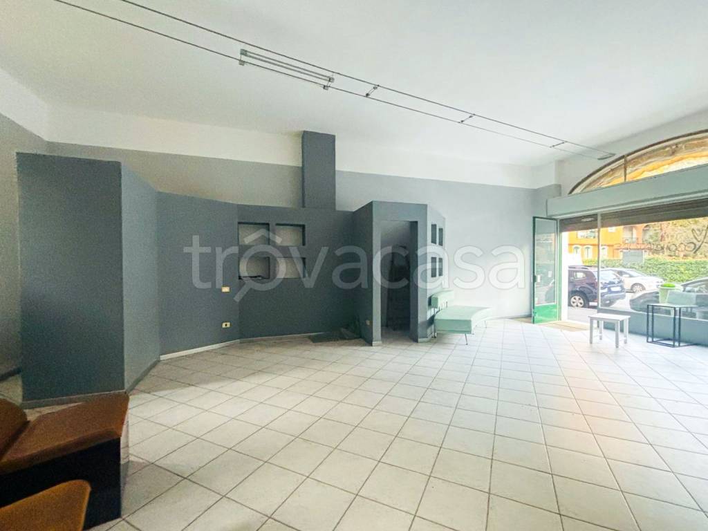 negozio in affitto a Brescia in zona Borgo Trento