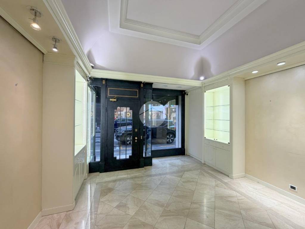 negozio in affitto a Brescia in zona Centro Storico