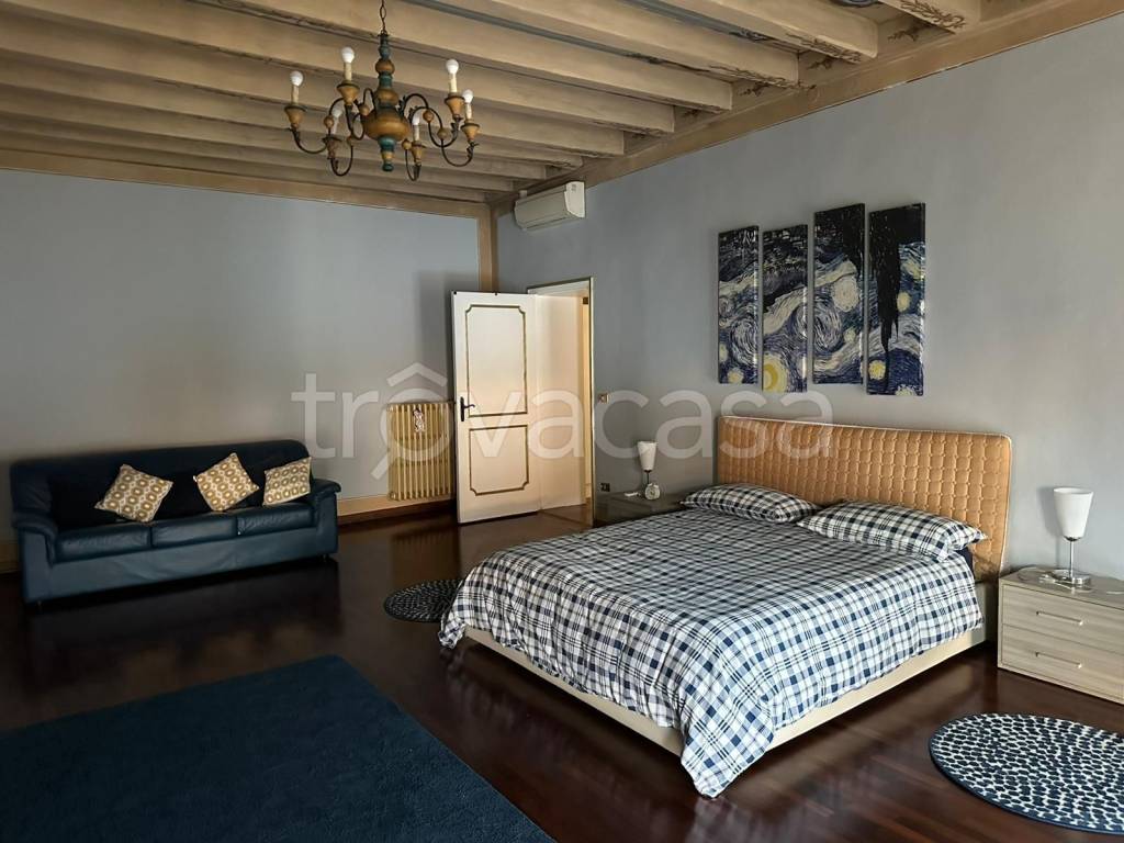 appartamento in affitto a Brescia in zona Centro Storico