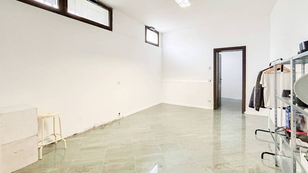 locale commerciale in affitto a Brescia in zona San Polo