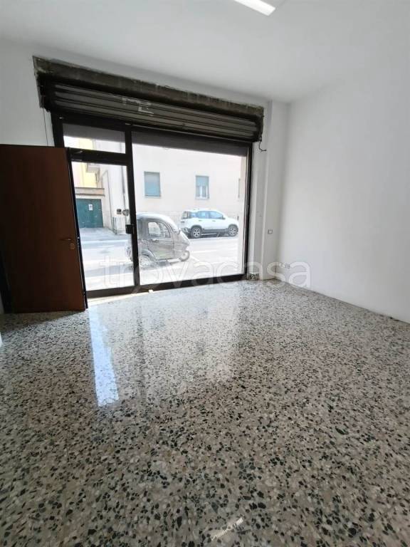 trivano in affitto a Brescia in zona Crocifissa di Rosa