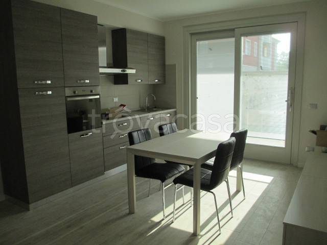 appartamento in affitto a Brescia in zona Urago/Mella