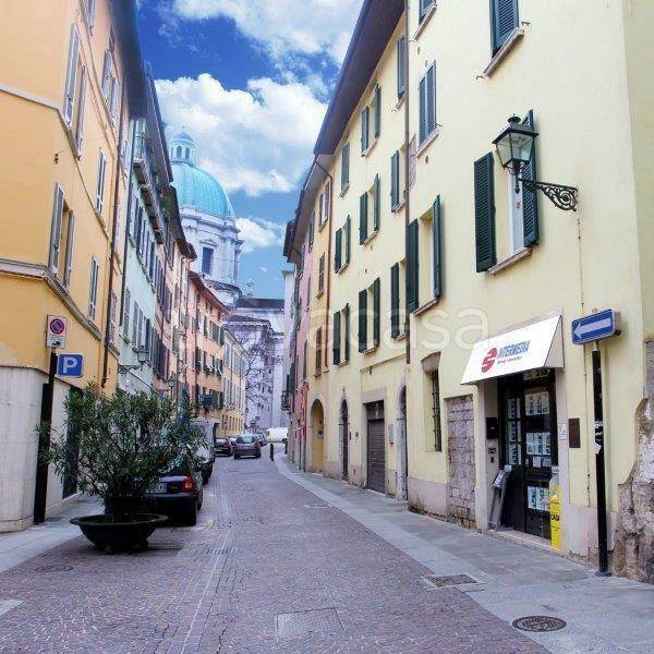 negozio in affitto a Brescia in zona Centro Storico