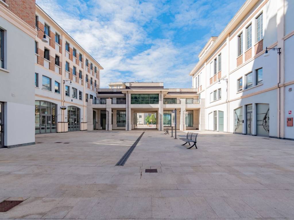 negozio in affitto a Brescia in zona Porta Venezia