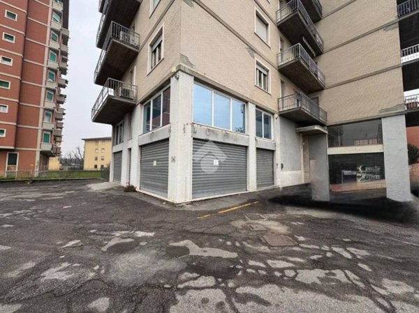 negozio in affitto a Brescia in zona Quartiere Primo Maggio