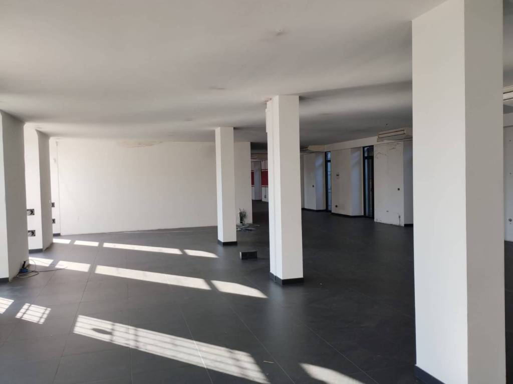 negozio in affitto a Brescia in zona Sant'Eufemia