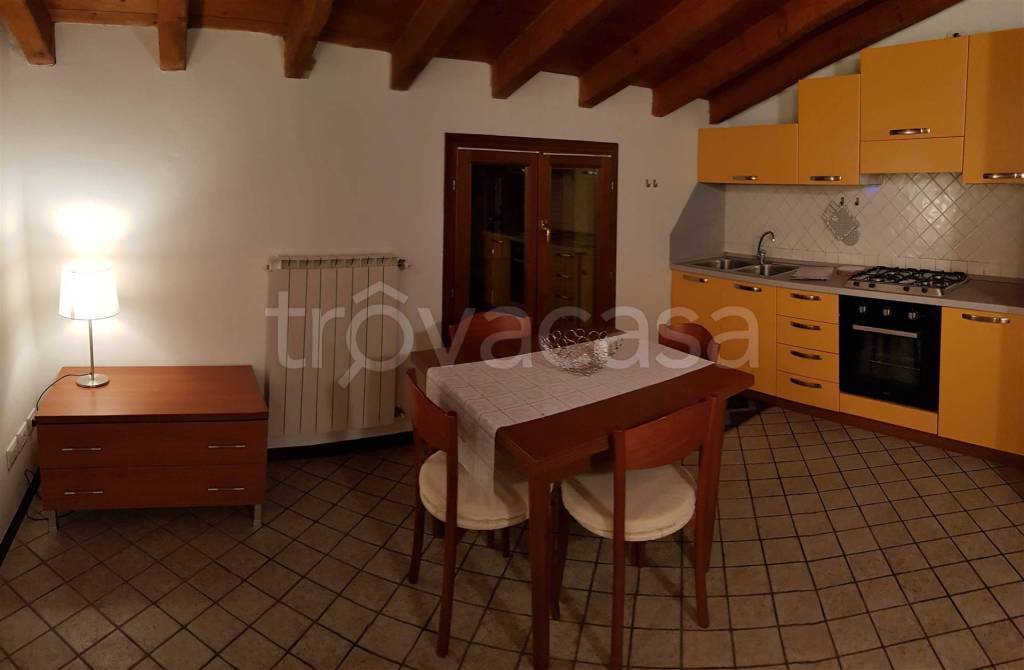 appartamento in affitto a Brescia in zona Volta