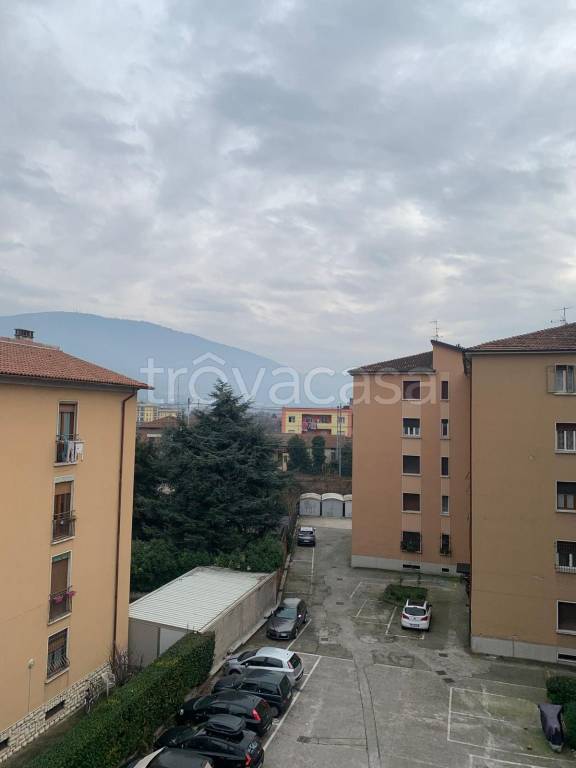 appartamento in affitto a Brescia