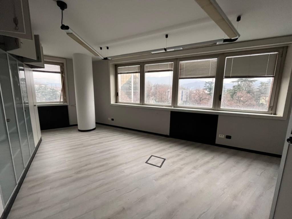 ufficio in affitto a Brescia in zona San Bartolomeo