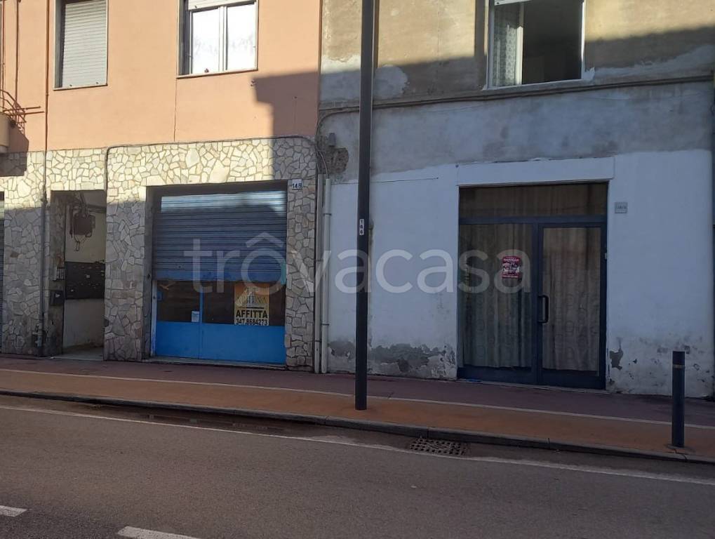 negozio in affitto a Brescia in zona Fiumicello