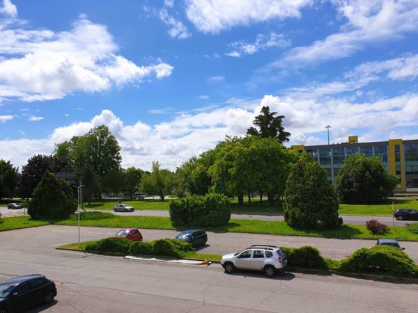 negozio in affitto a Brescia in zona Volta