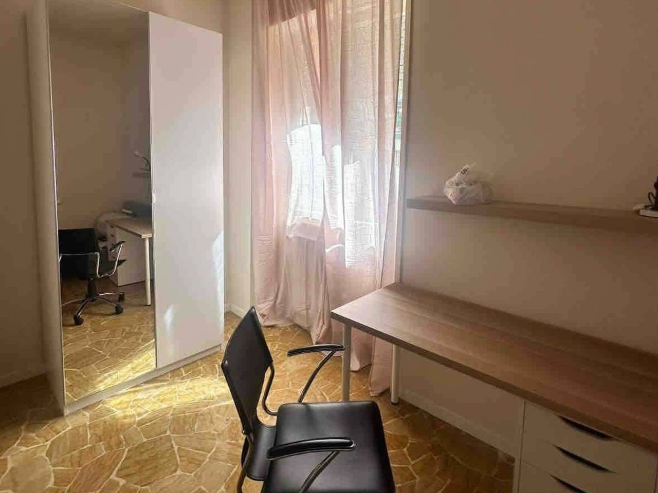 negozio in affitto a Brescia in zona San Rocchino