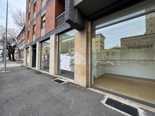 negozio in affitto a Brescia