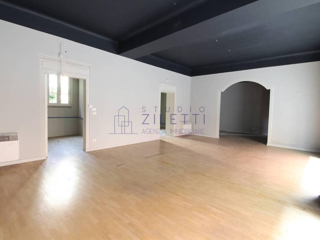 negozio in affitto a Brescia in zona Centro Storico