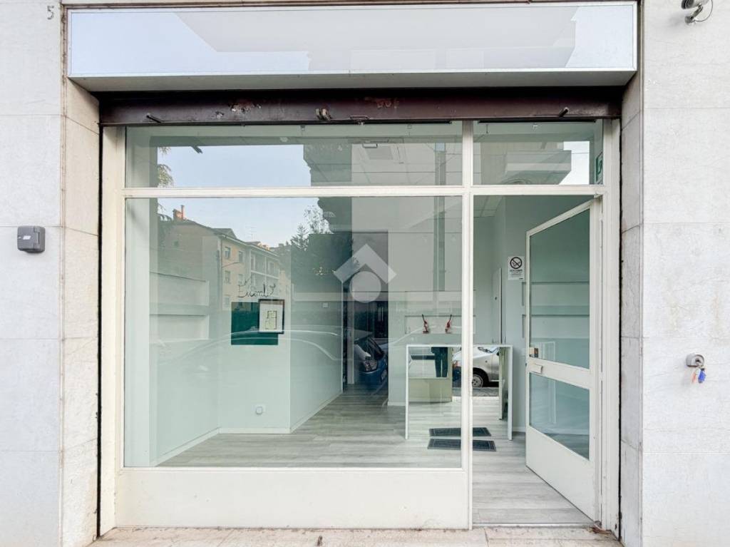 negozio in affitto a Brescia