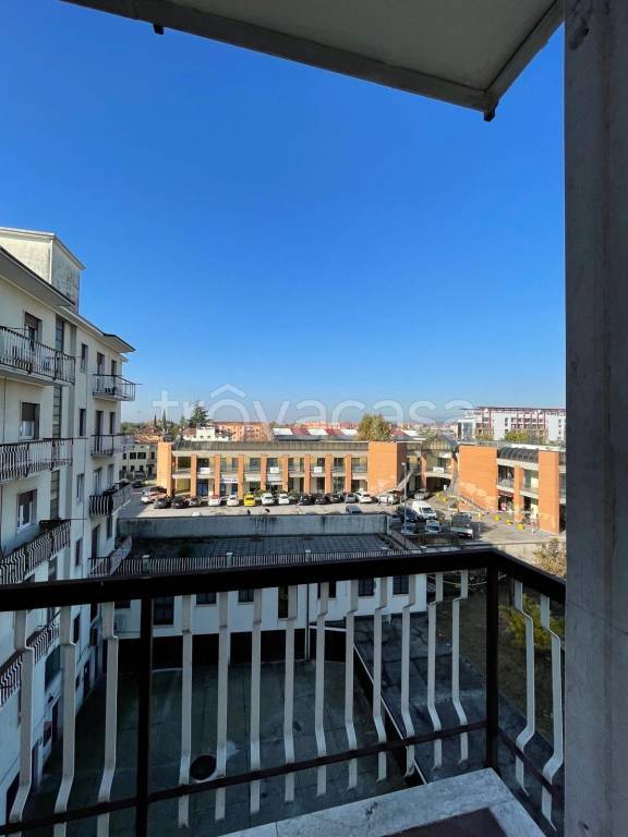 appartamento in affitto a Brescia in zona Folzano