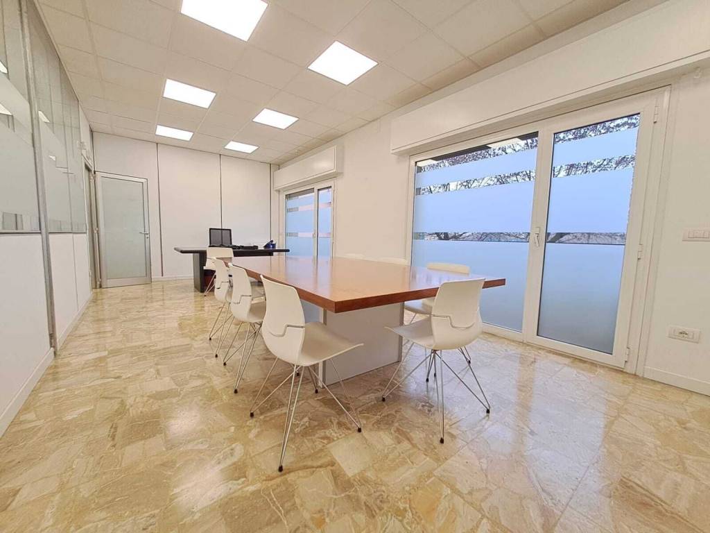 ufficio in affitto a Brescia in zona Volta