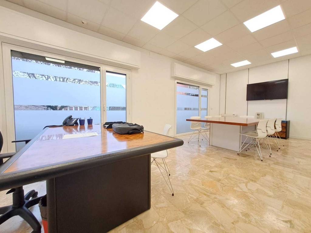 ufficio in affitto a Brescia in zona Volta
