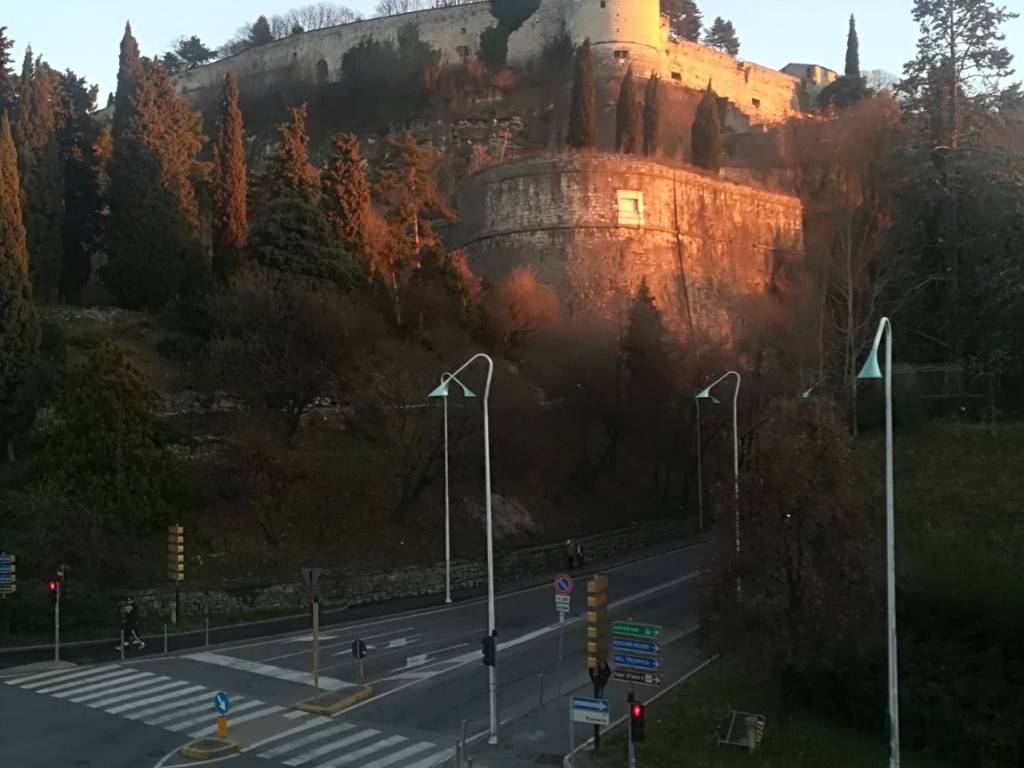 appartamento in affitto a Brescia in zona Villaggio Prealpino