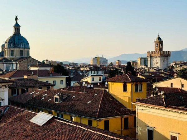 appartamento in affitto a Brescia in zona Centro Storico