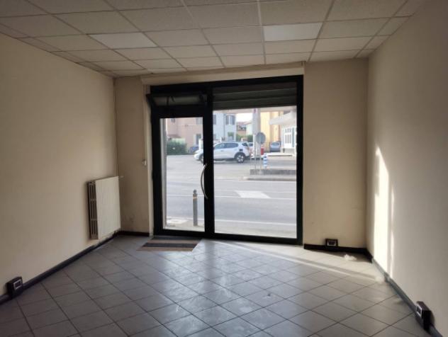 negozio in affitto a Brescia