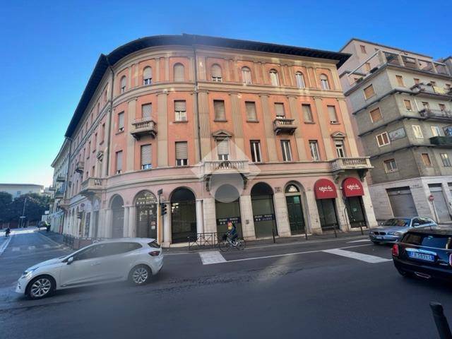 negozio in affitto a Brescia in zona Don Bosco