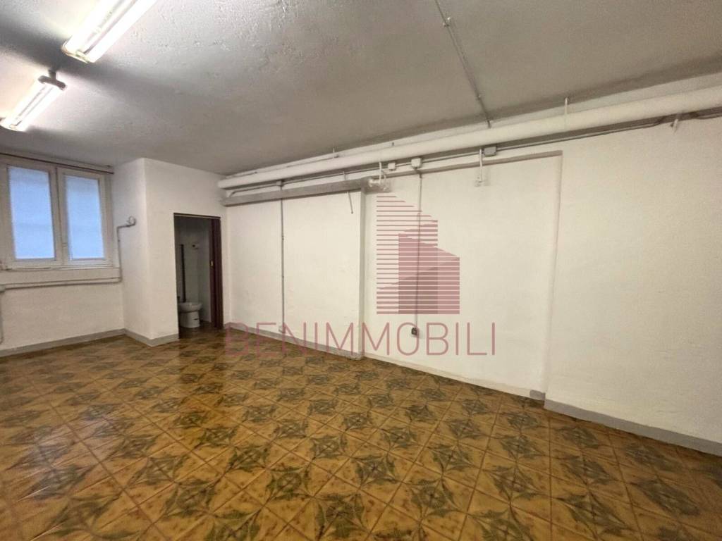 locale commerciale in affitto a Brescia in zona Chiusure