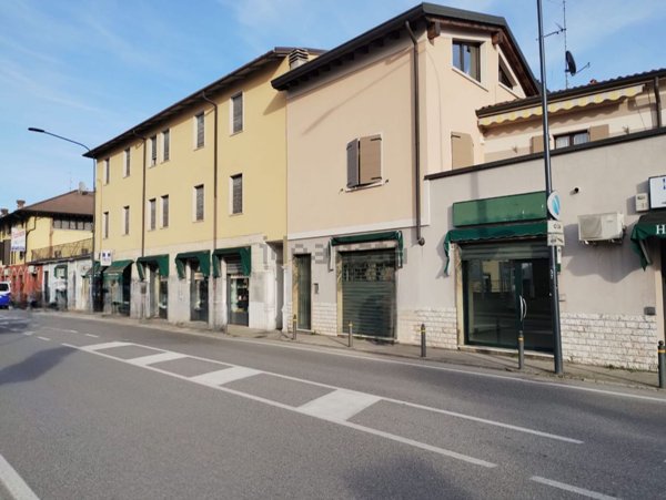 negozio in affitto a Brescia in zona Porta Cremona
