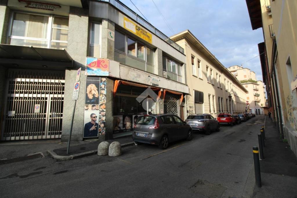 negozio in affitto a Brescia