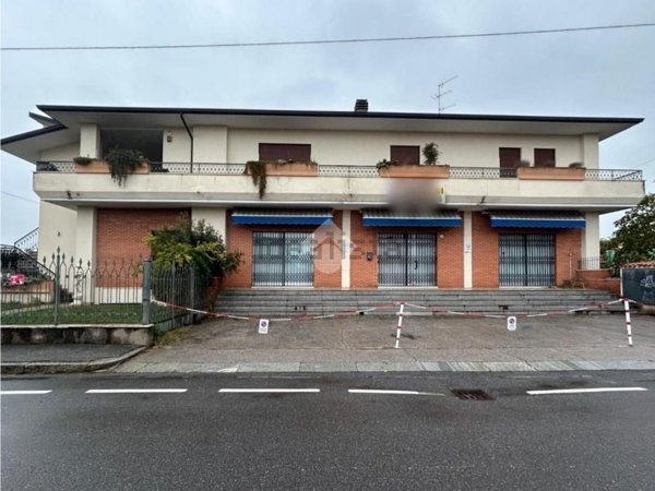 negozio in affitto a Brescia in zona Chiesa Nuova